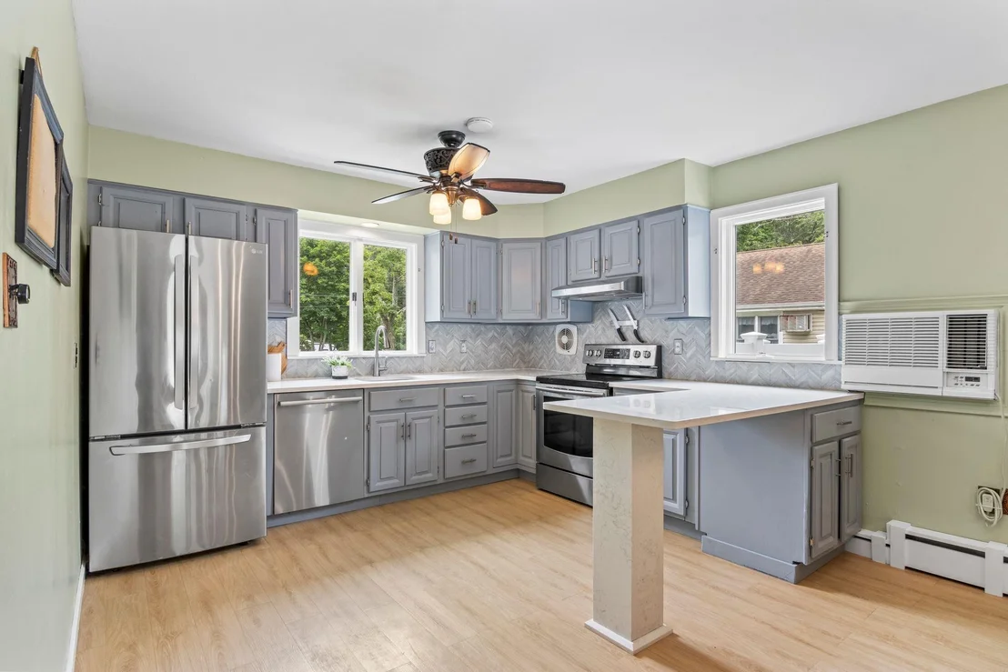 Photo of 10 Elm Avenue