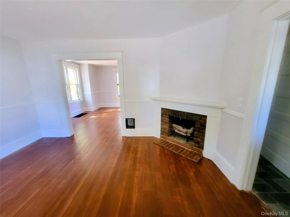 Photo of 29 Lewis Avenue