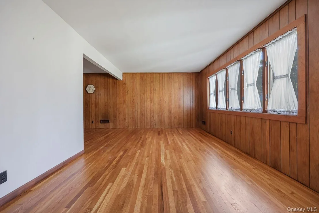 Photo of 19 Clematis Road