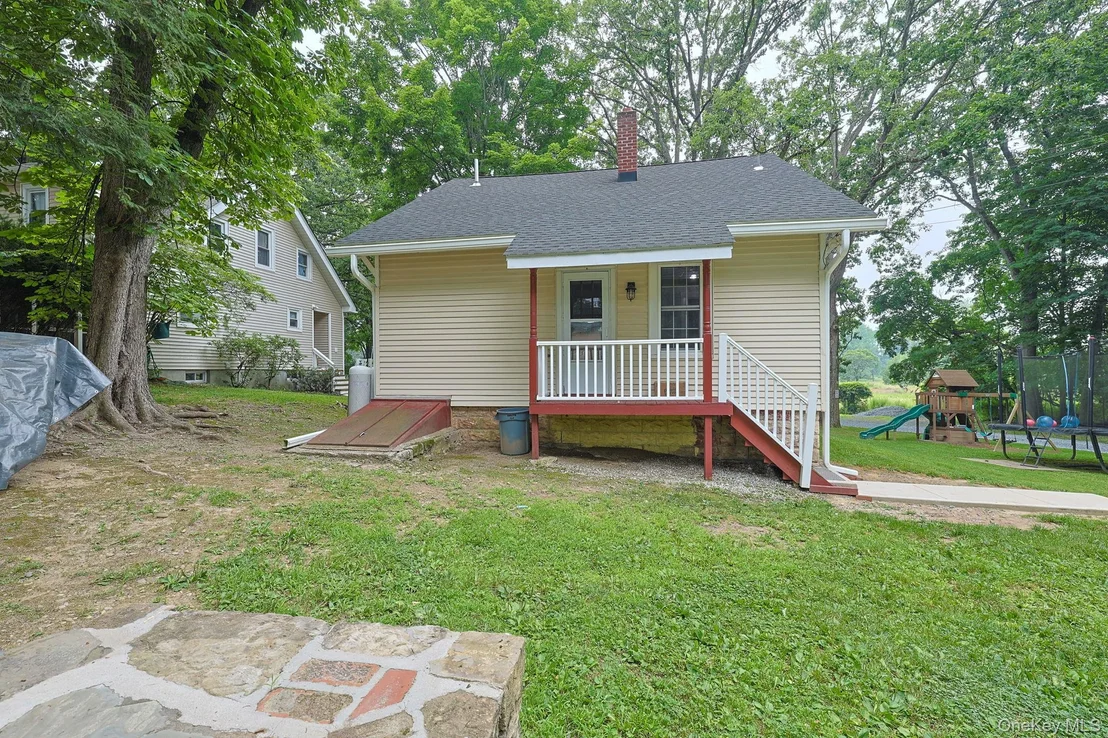 Photo of 36 Evergreen Avenue
