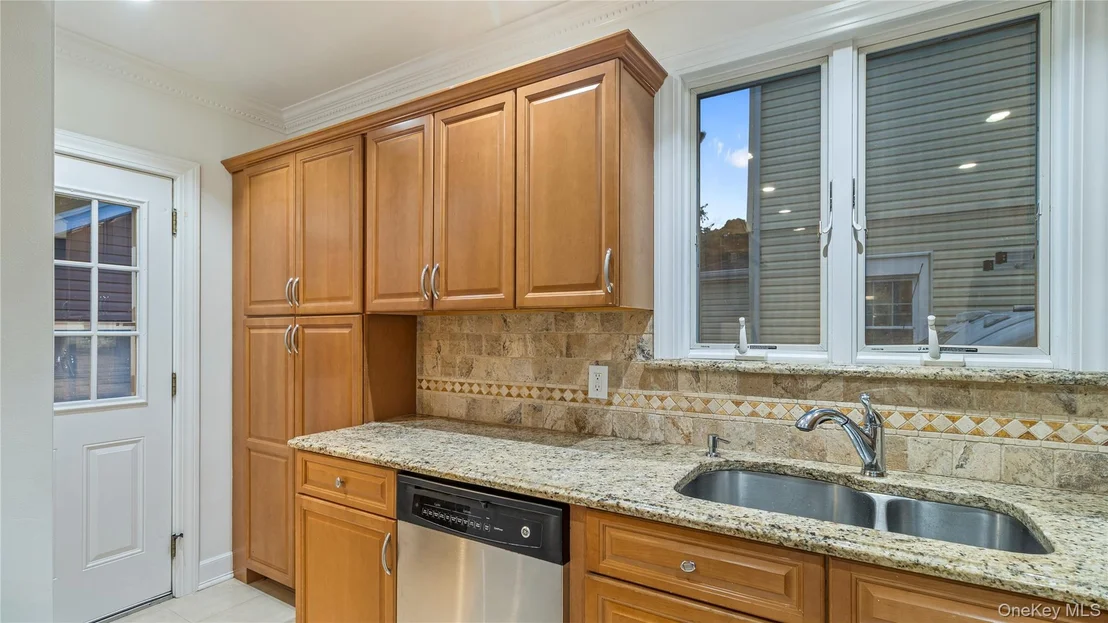 Photo of 32 Florence Avenue