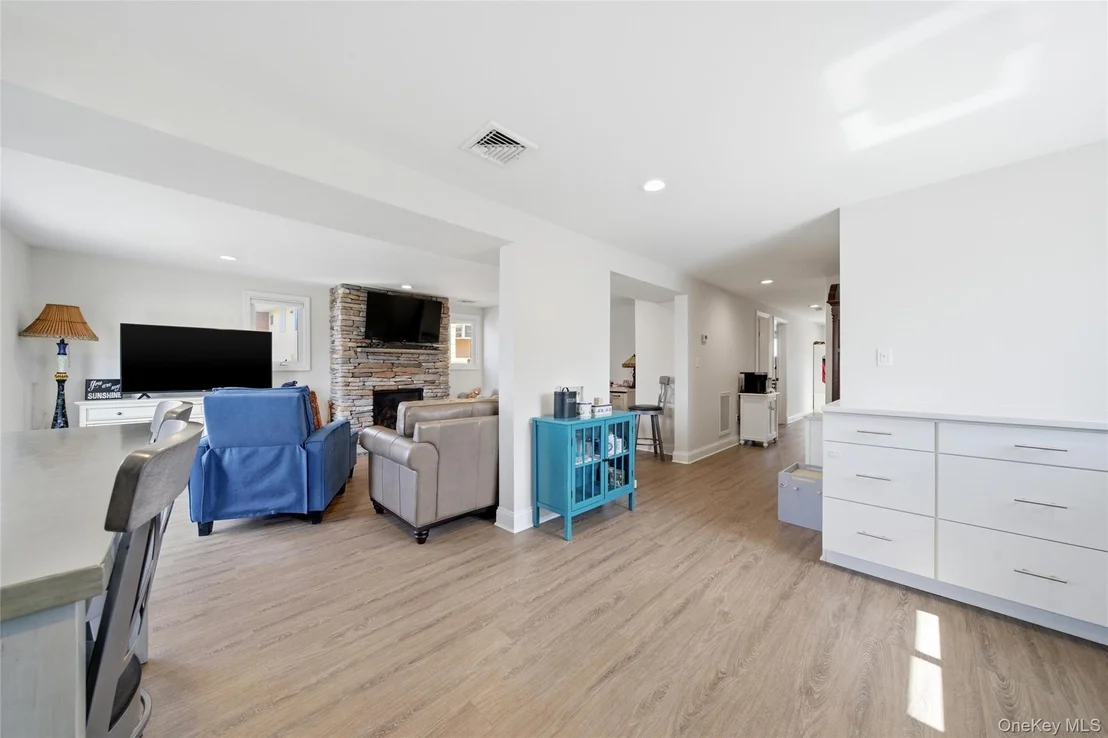 Photo of 184 Inlet Drive