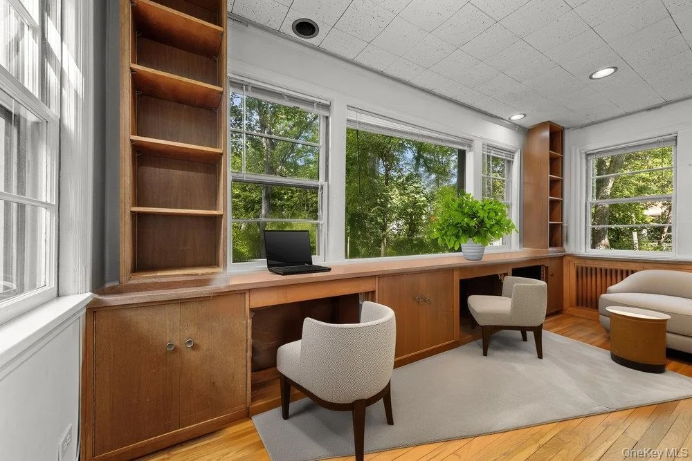Photo of 40 Pine Brook Drive
