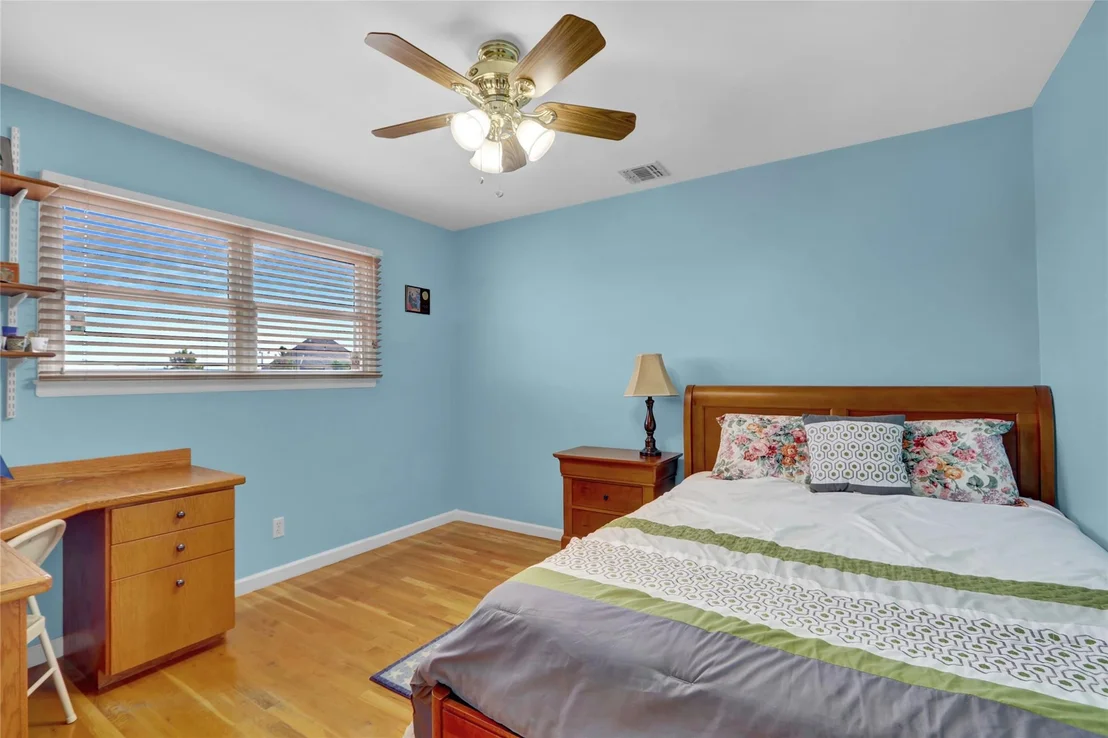 Photo of 3-27 Cresthaven Lane