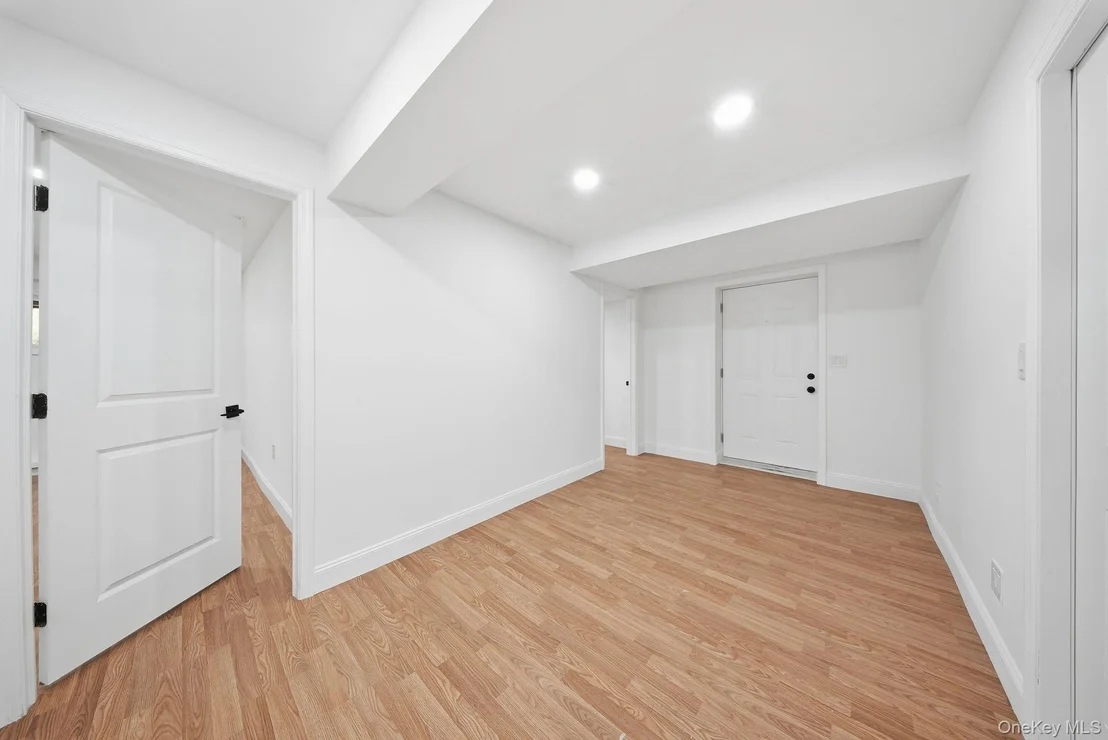 Photo of 225 Upper Road