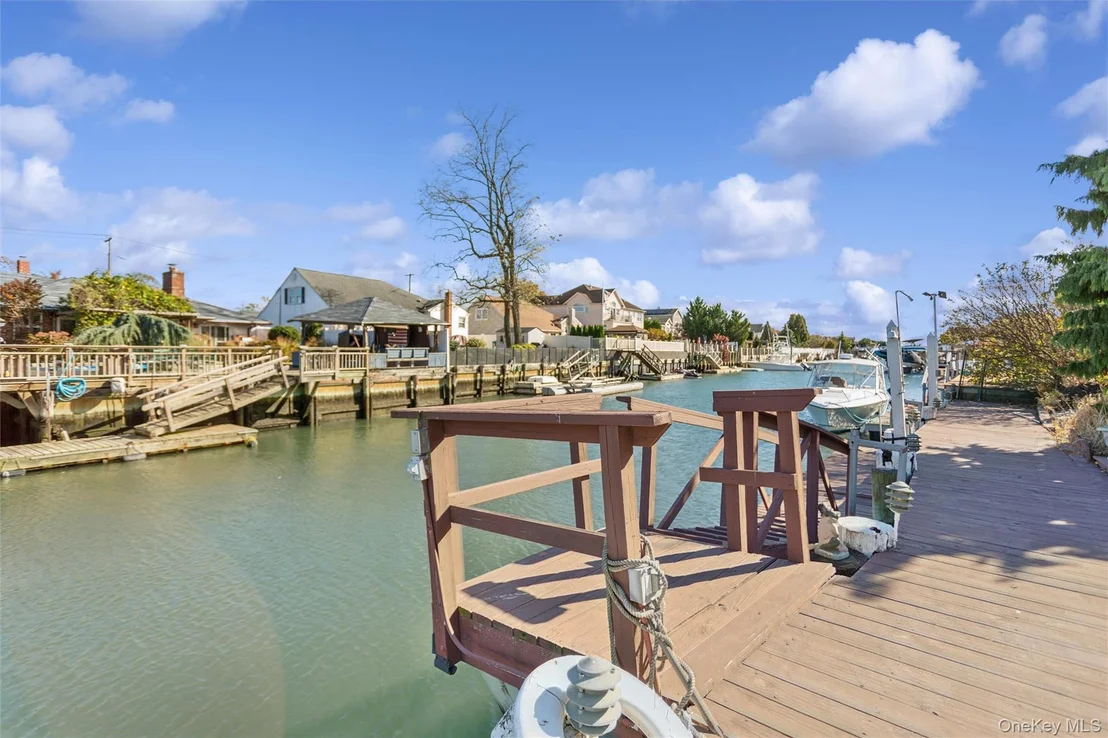 Photo of 2729 Shore Drive
