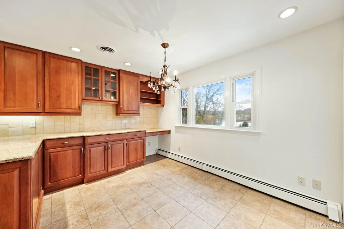 Photo of 32 Bramble Brook Road