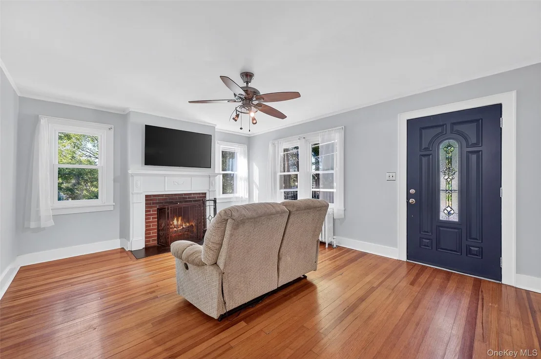 Photo of 34 Mountain View Road