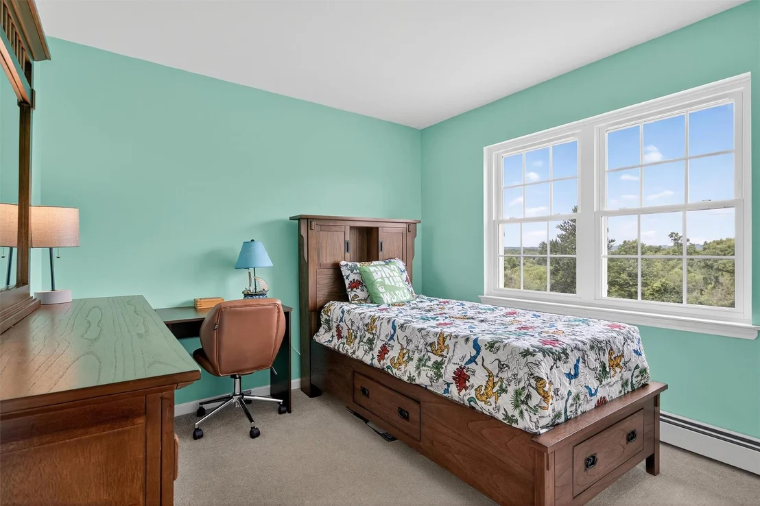 Photo of 106 Maple Avenue