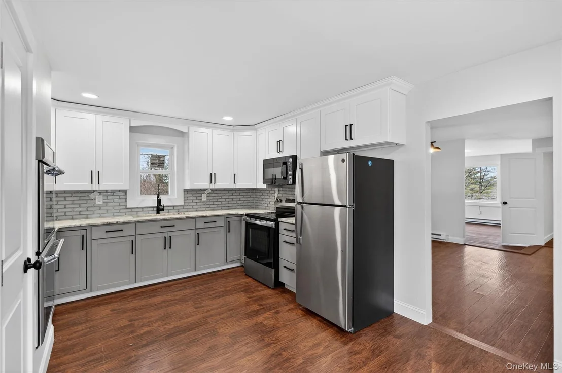 Photo of 8 Lawrence Lane