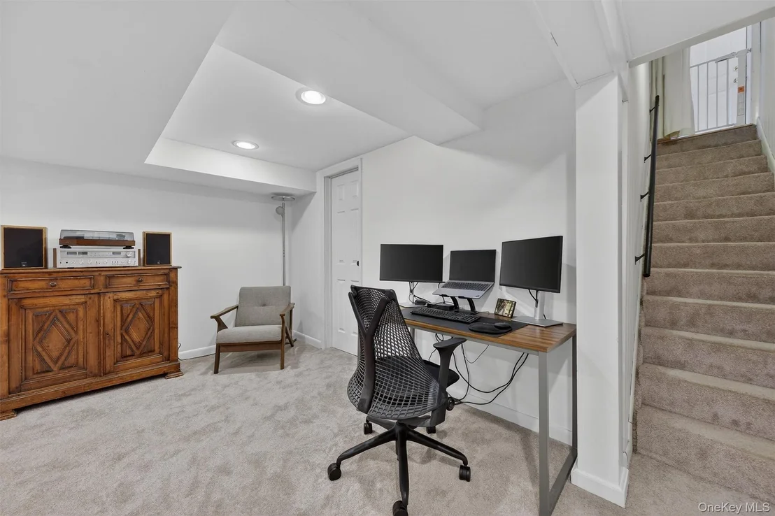 Photo of 114 Chestnut Drive