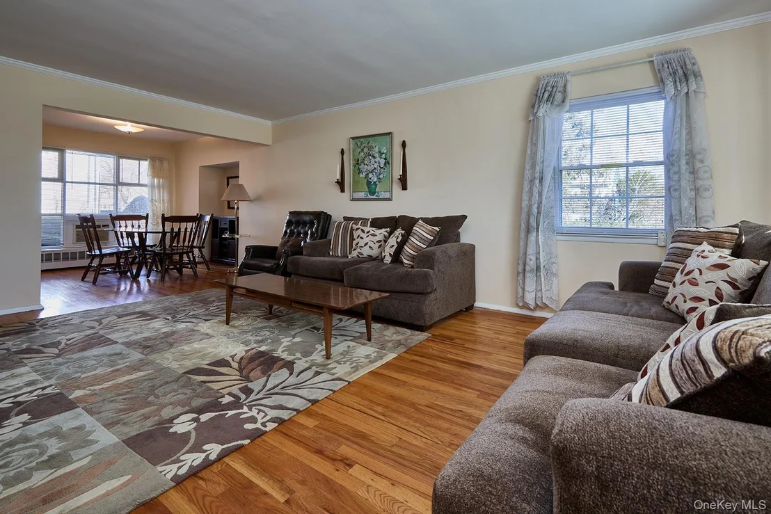 Photo of 1068 Ashley Drive