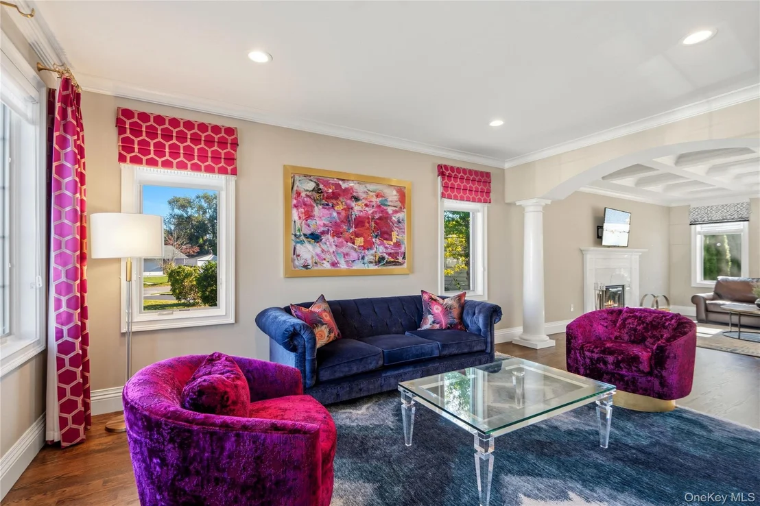 Photo of 55 Belmont Circle