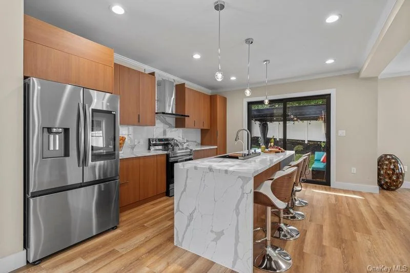 Photo of 105 Valley Road