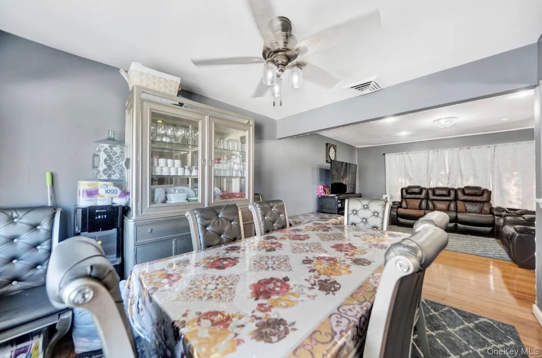 Photo of 1111 Franklin Avenue