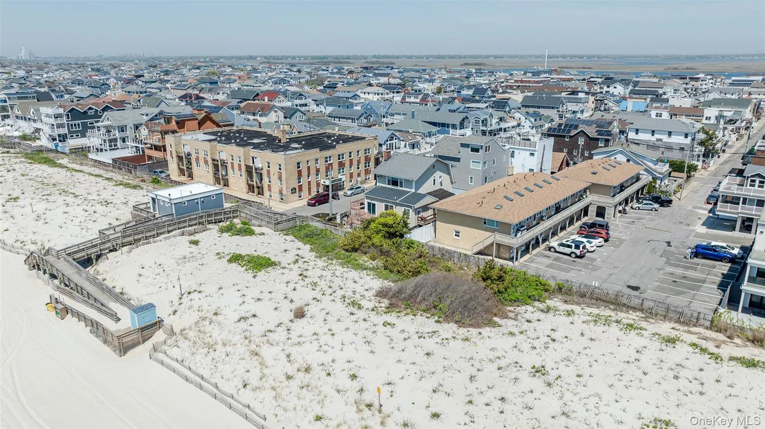 Photo of Unit 11 at 979 Oceanfront