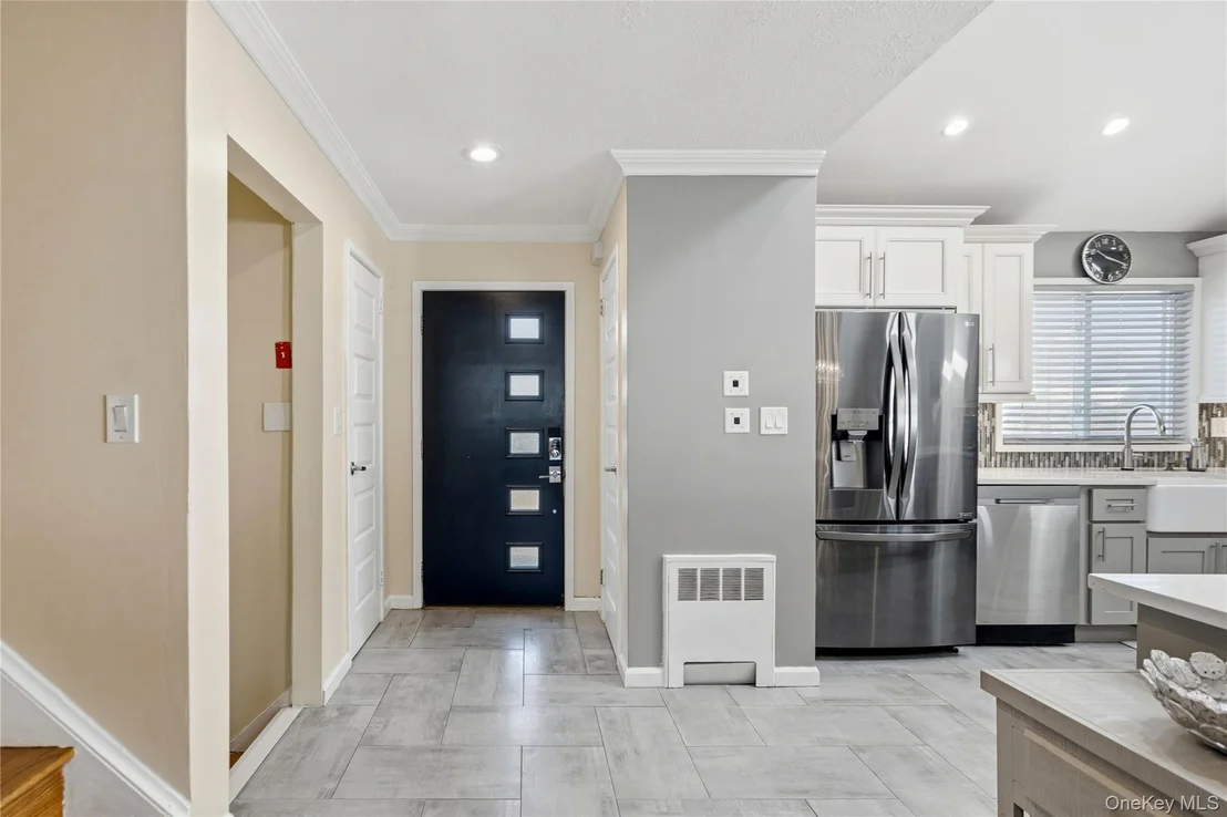 Photo of 70 Forest Road