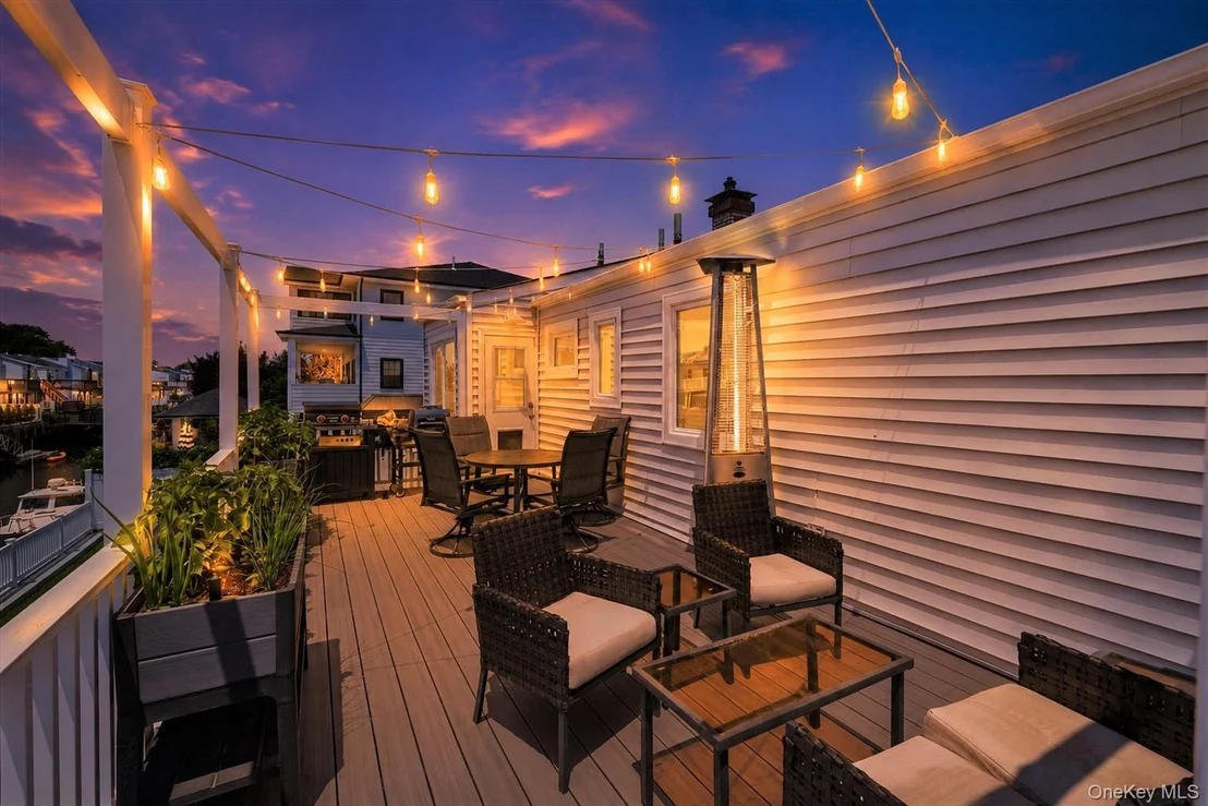 Photo of 3784 Carrel Boulevard