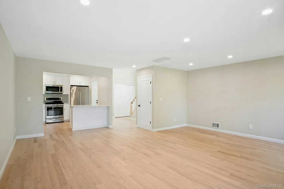 Photo of 42 Hudson Watch Drive