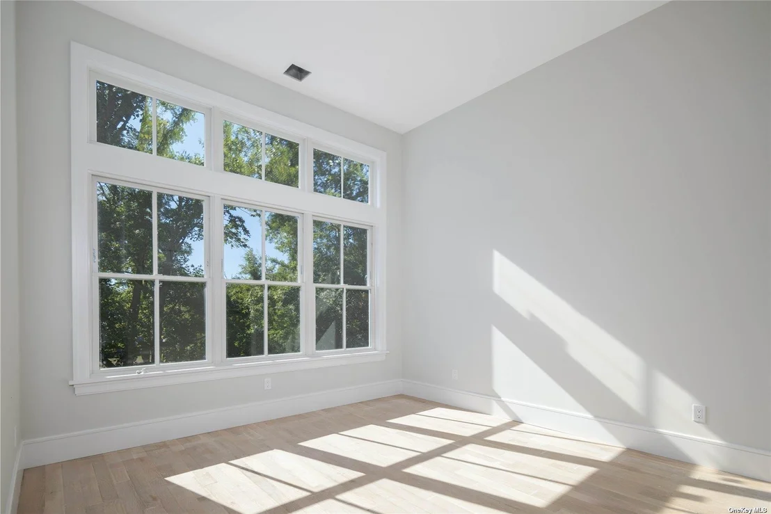 Photo of 134 2nd Street