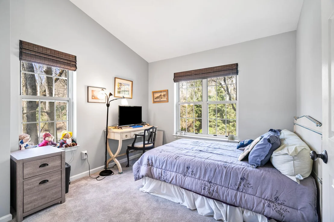 Photo of 301 Pondside Drive