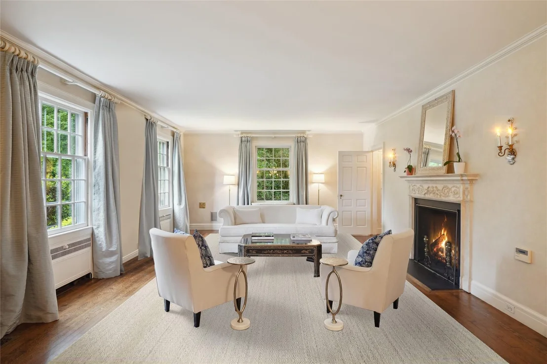 Photo of 45 Forest Avenue