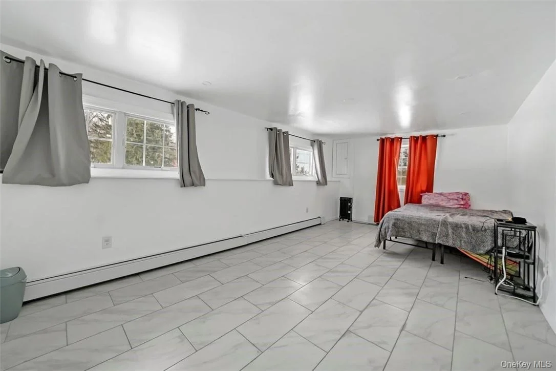 Photo of 7 Lakeview Drive