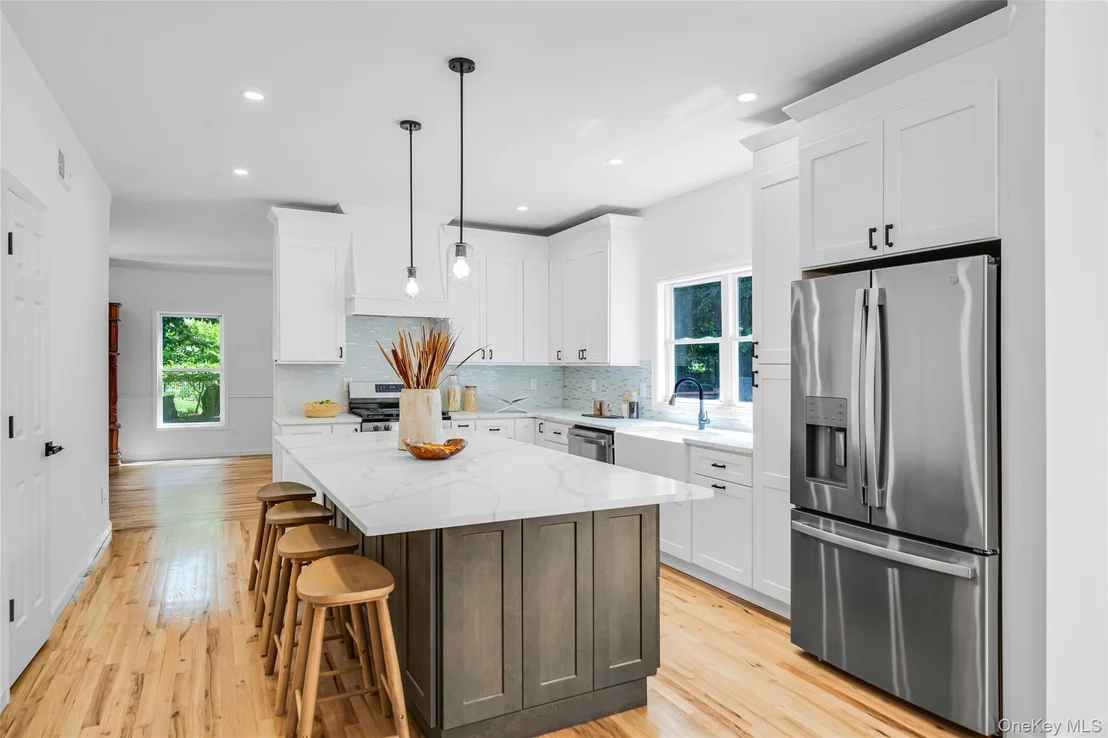 Photo of 17 Esplanade Drive
