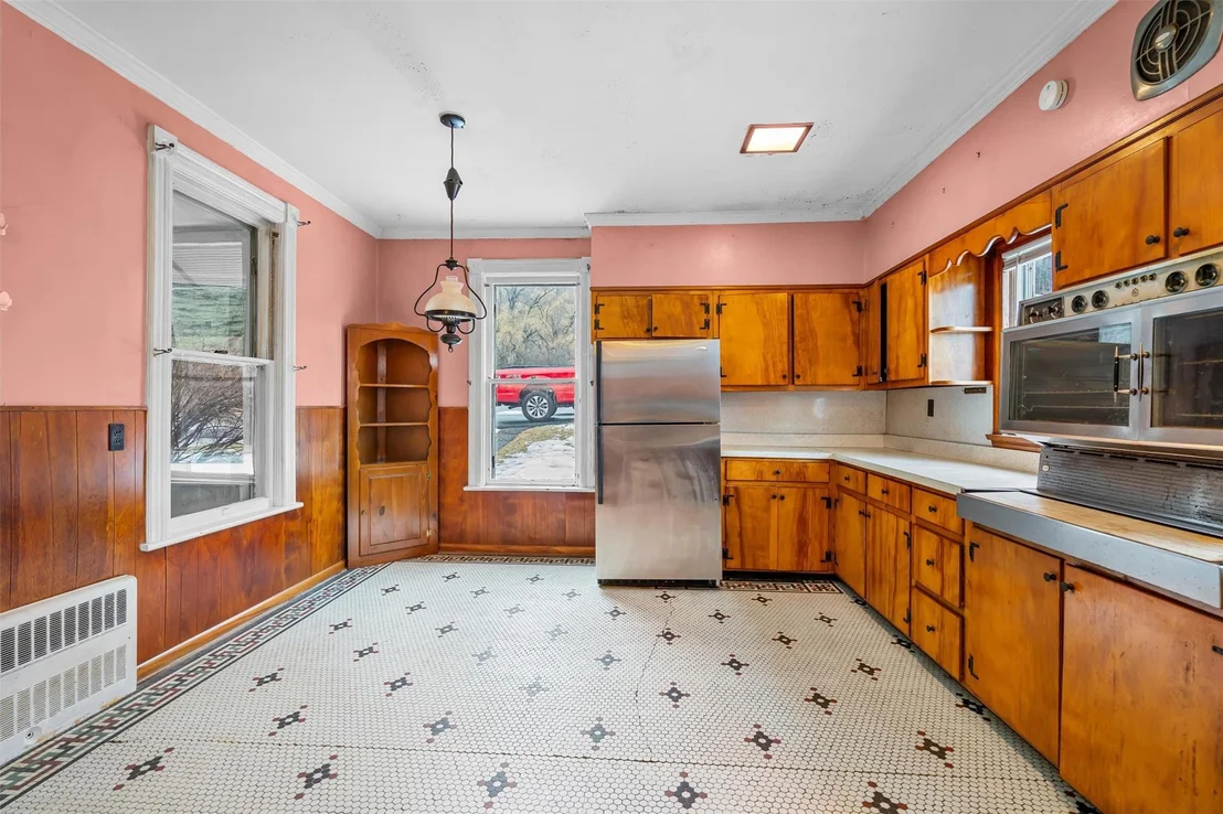 Photo of 114 Windsor Highway