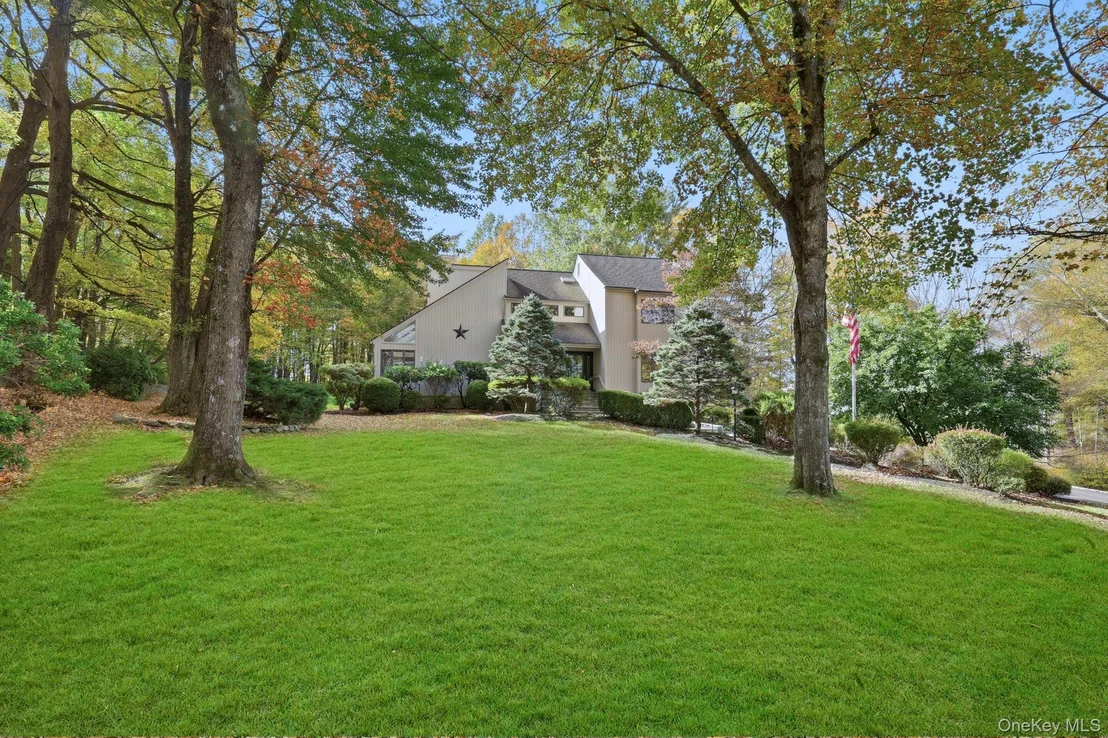 Photo of 2 Sutton Place