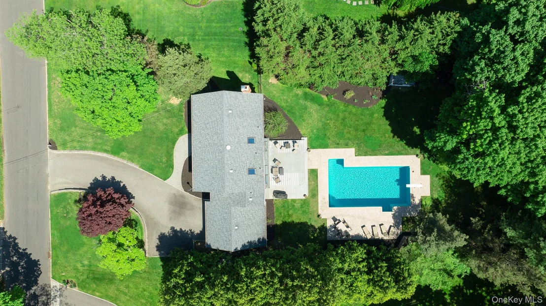 Photo of 41 Astor Avenue