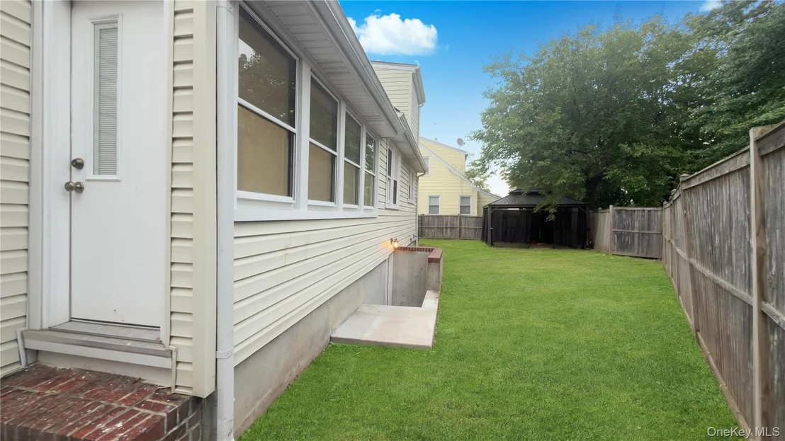 Photo of 6 Harold Avenue