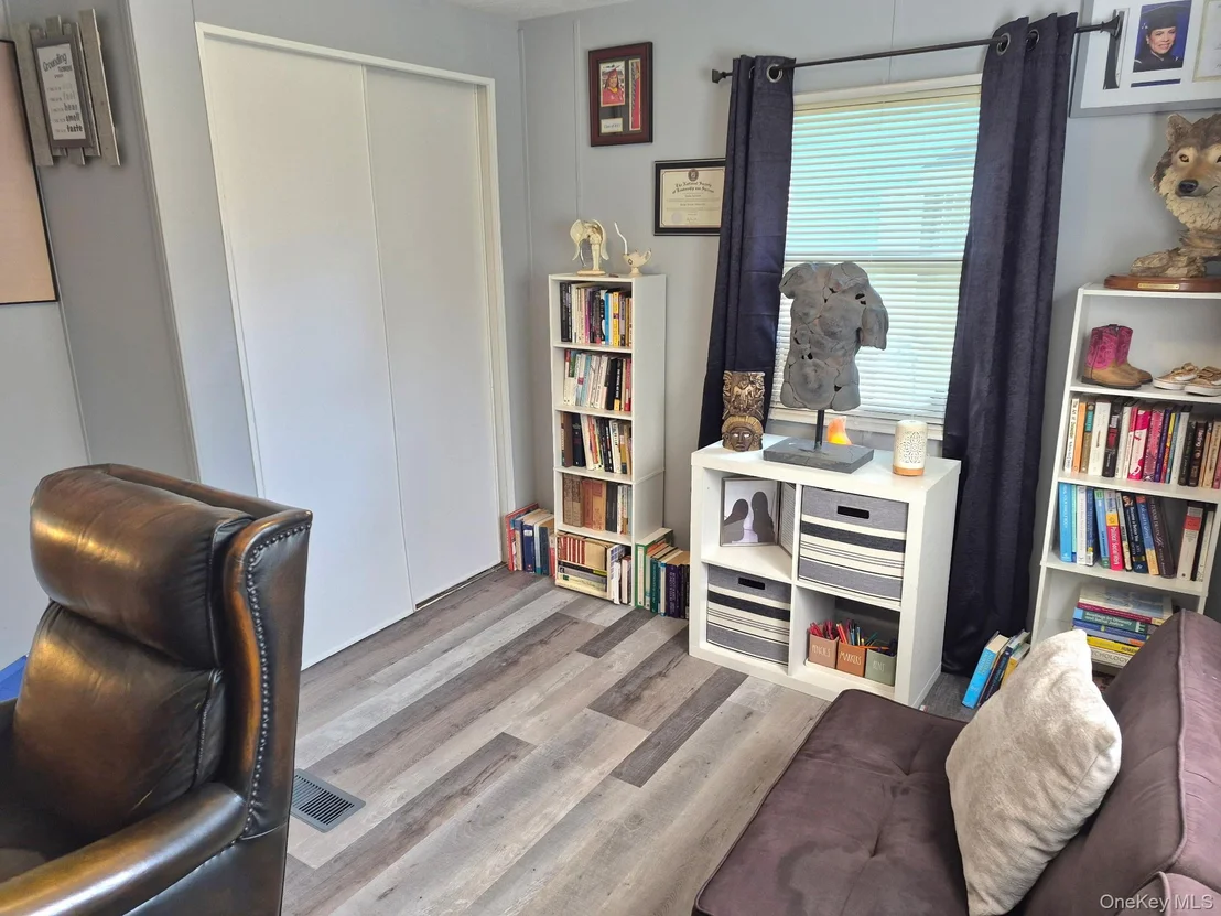 Photo of 37-28 Hubbard Avenue