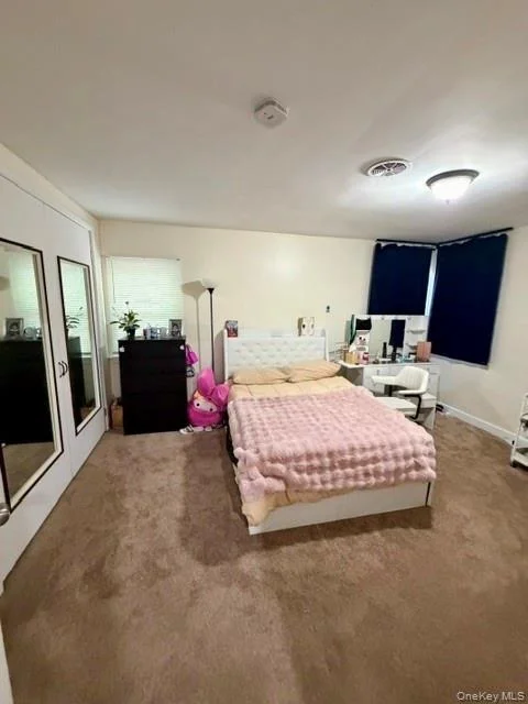 Photo of 5093 Route 9W