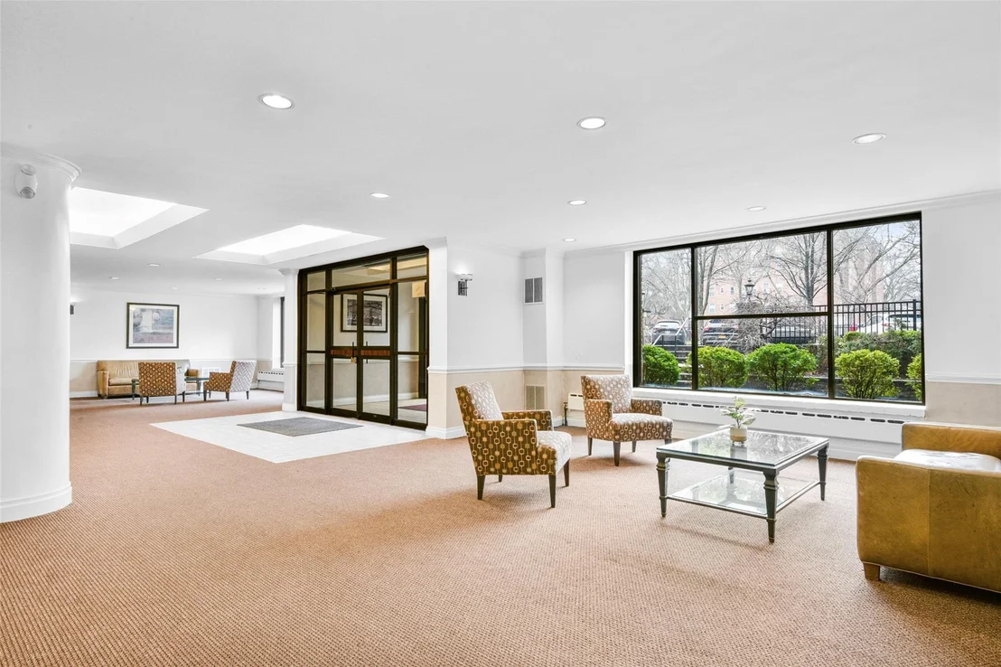 Photo of Unit 3P at 1 Vincent Road