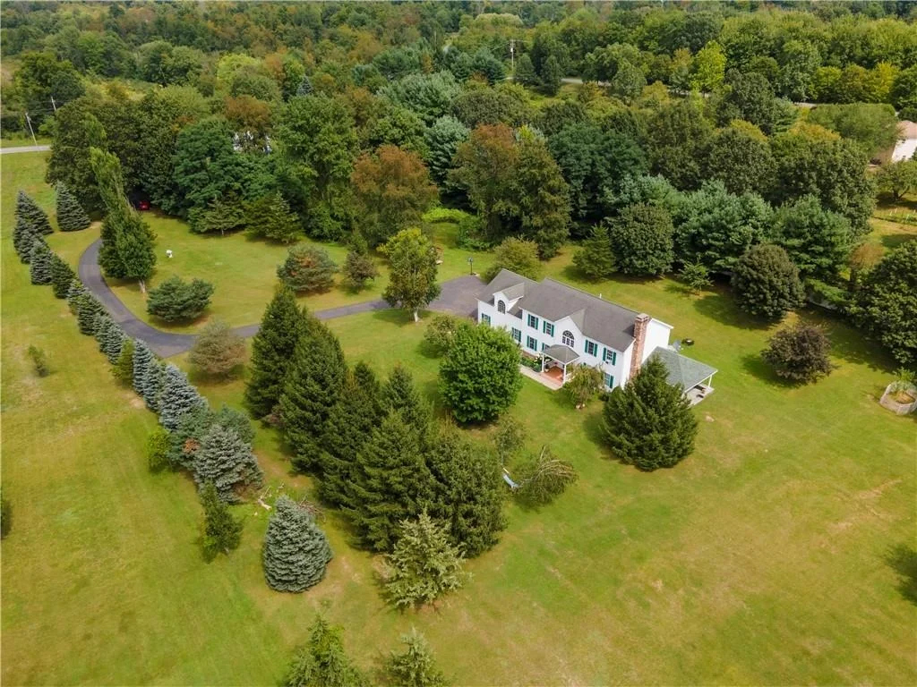 Photo of 368 Gahbauer Road