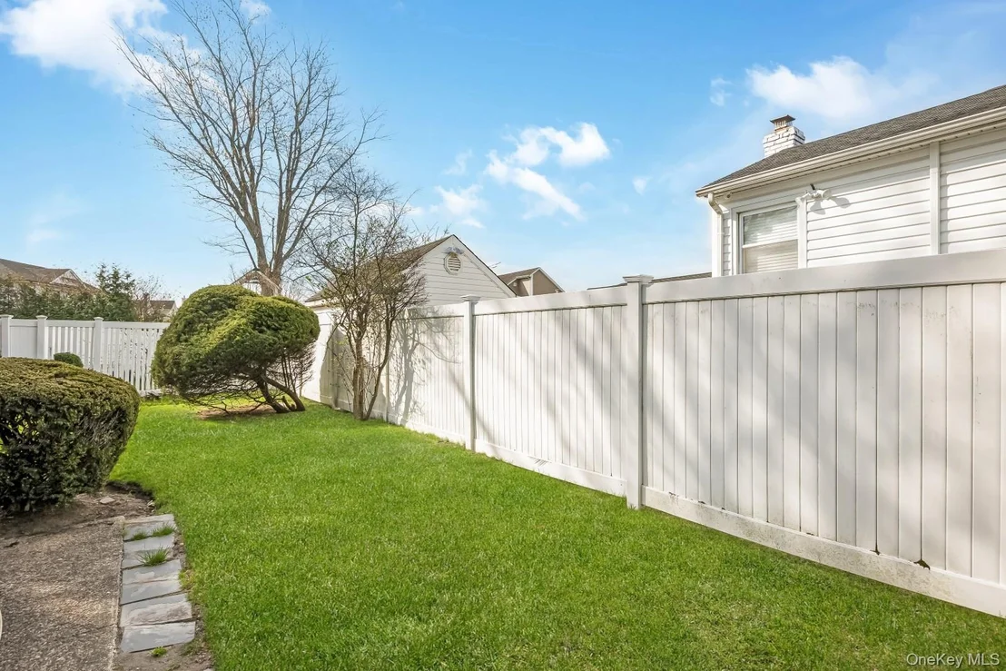 Photo of 1954 Brook Park Drive