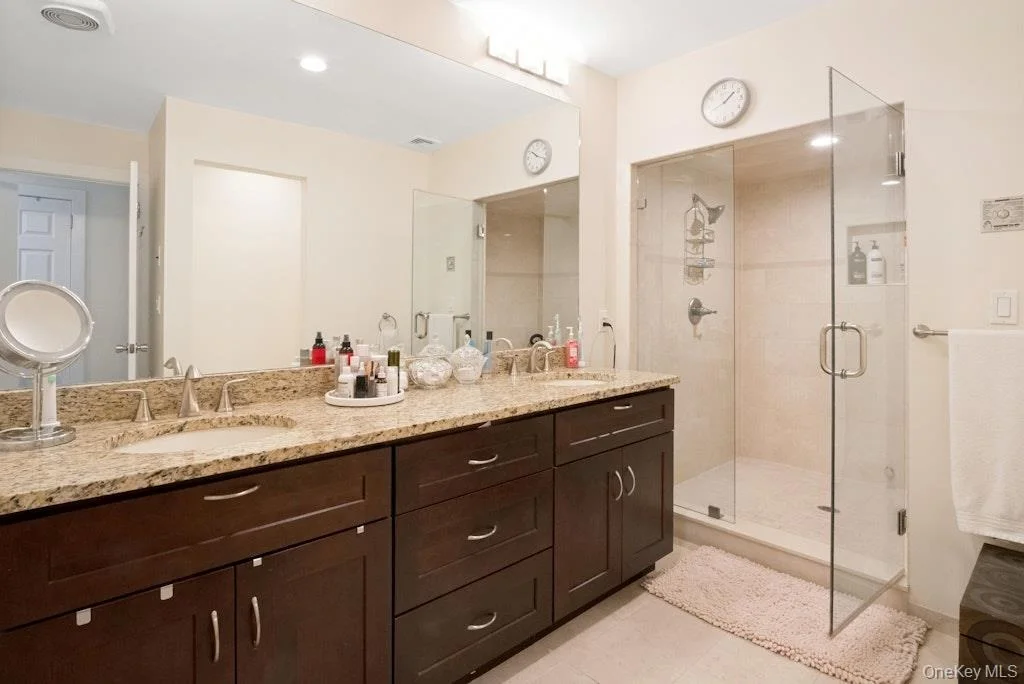 Photo of 8 Waterside Close