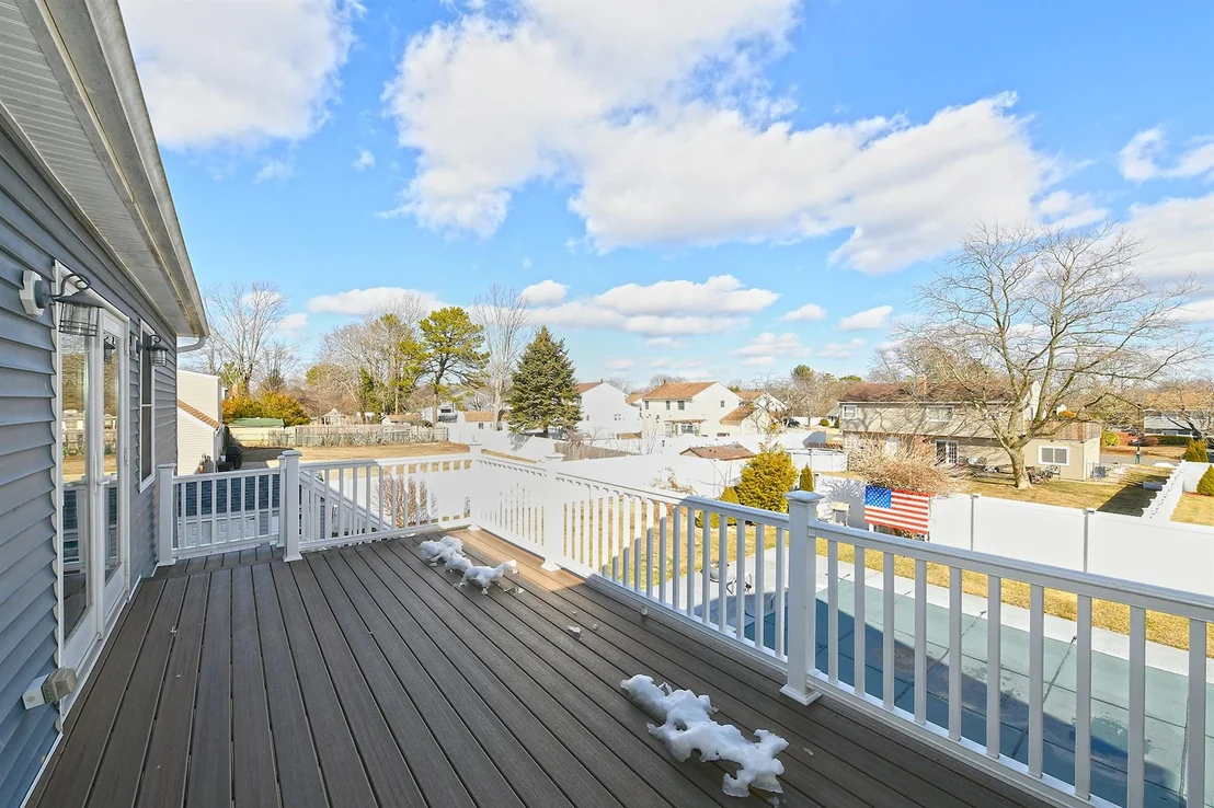 Photo of 7 Redpine Drive