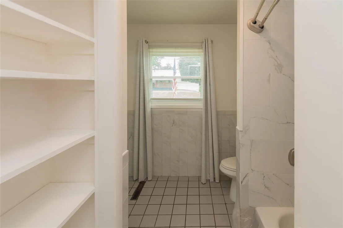 Photo of 31 Peter Cooper Drive