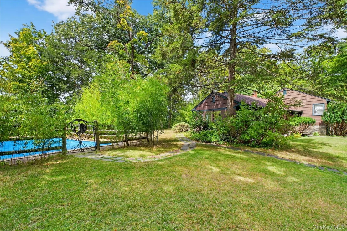 Photo of 19 Ridgeview Road