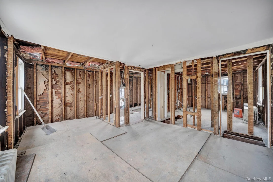Photo of 64 4th Avenue