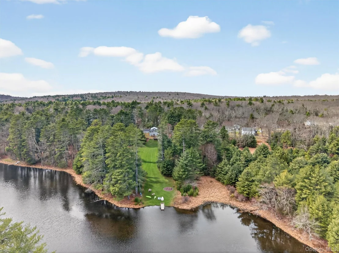 Photo of 86 Beaver Brook Road