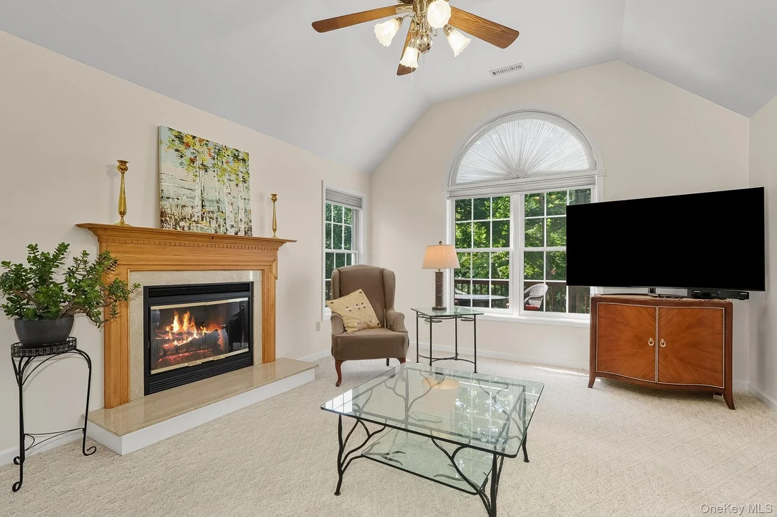 Photo of 6 Evergreen Drive