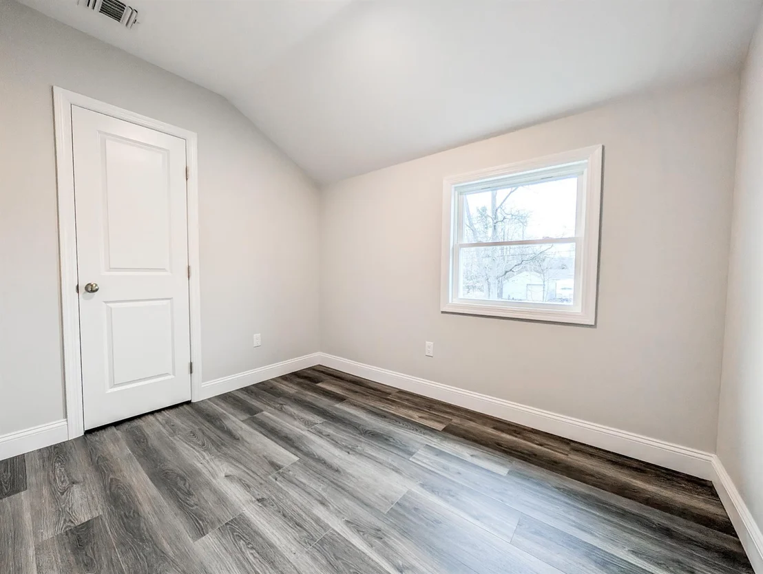 Photo of 206 Longfellow Drive