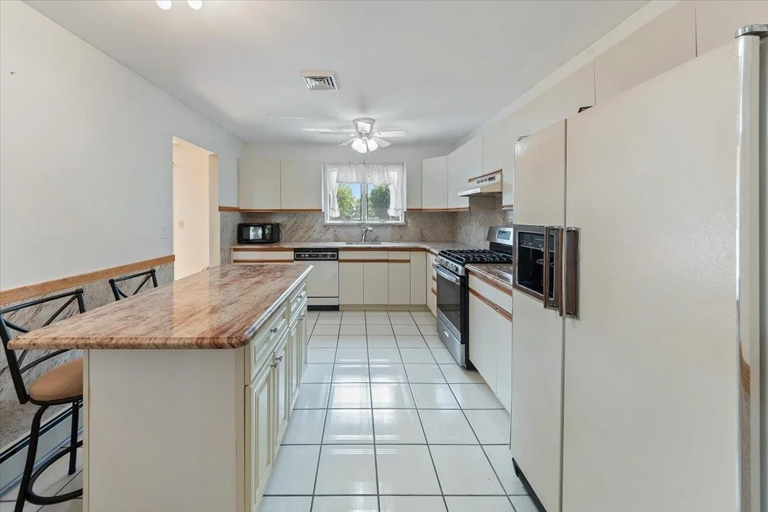 Photo of 51 Westwind Road