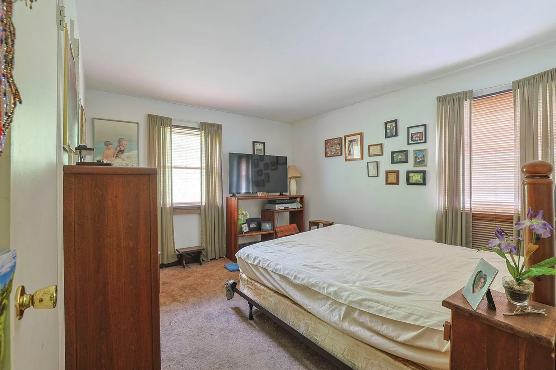 Photo of 15 Hickory Hill Drive