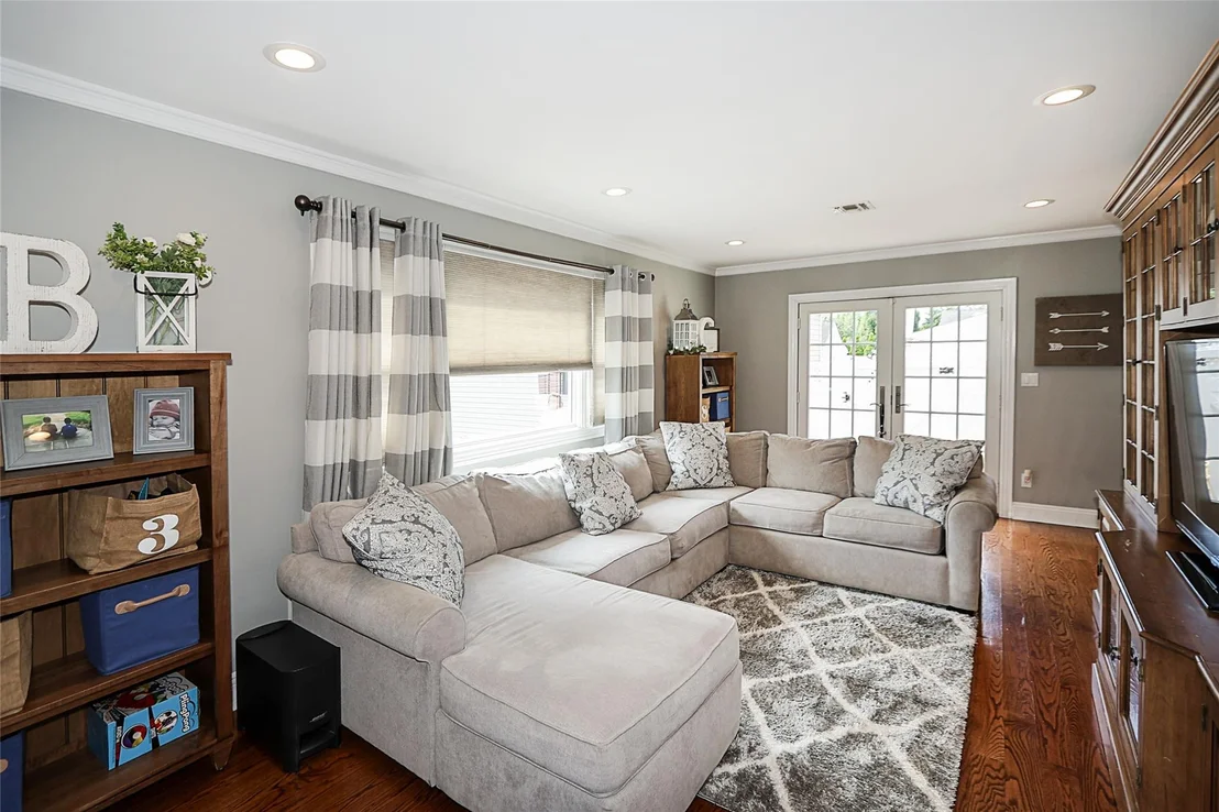Photo of 175 Division Avenue