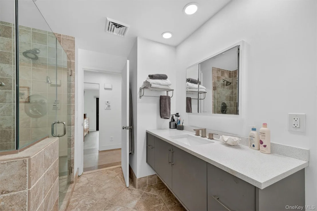 Photo of 356 Smith Road