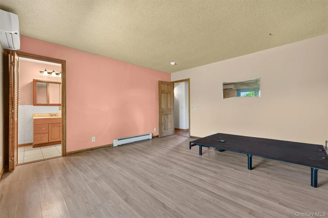 Photo of 25 Red Mills Road